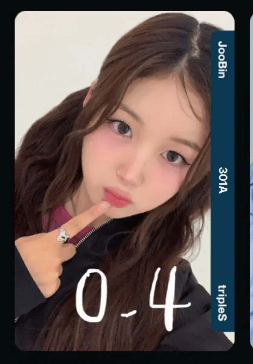 tripleS Objekt 352A Mayu マユ object AA352 Mini Album: EVOLution